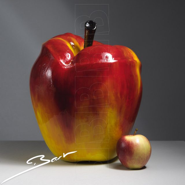 Kus van een appel. An apple that kisses. Kunst. Art.
