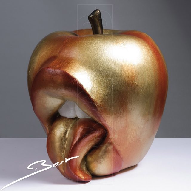 Big apple inviting you to lick it, grote appel nodigt je uit haar te likken