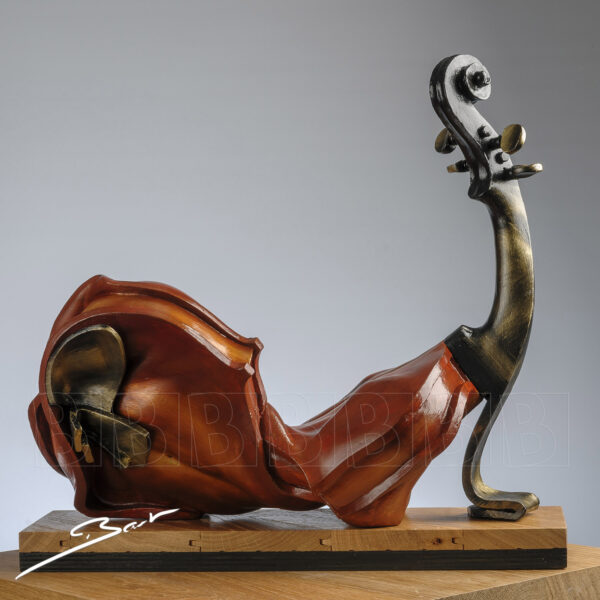 Surrealistic sculpture combining a violin and a woman in one shape, titled Miss Chief